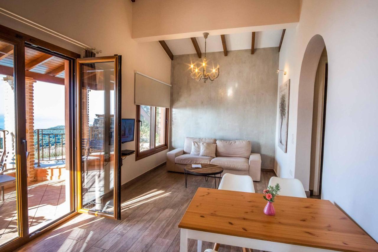 Apolis Deluxe Agios Georgios (Corfu)